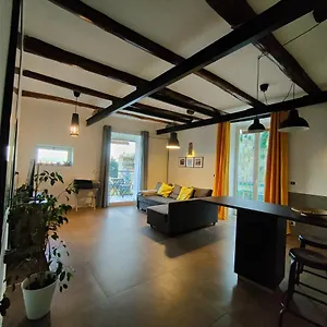 montesanto-77-casa-panoramicissima-al-centro-storico.hotels-amalfi.com/